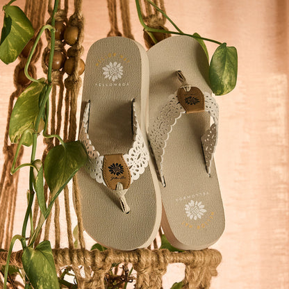 Yellow Box Footwear Smart Buy | Navard Flip Flop - White