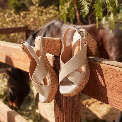 Yellow Box Footwear Signature | Hania Platform Heel - Platino