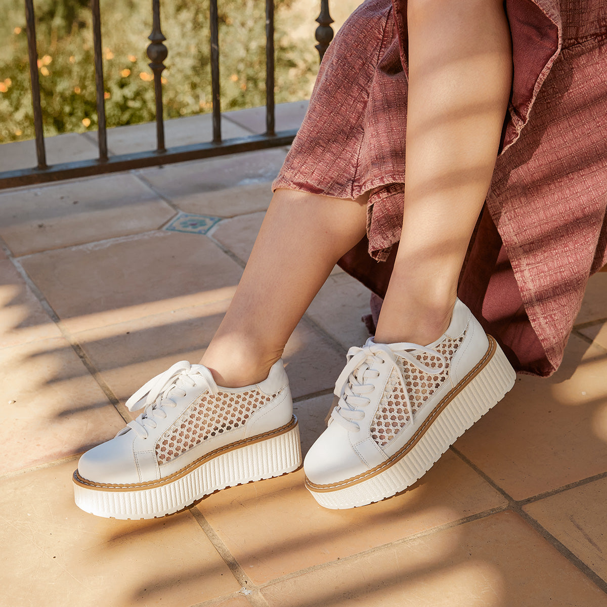 Yellow Box Footwear New | Mercer Mesh Flatform Sneaker - White