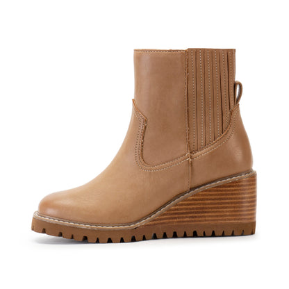 Yellow Box Footwear Quality | Immix Wedge Boot - Natural