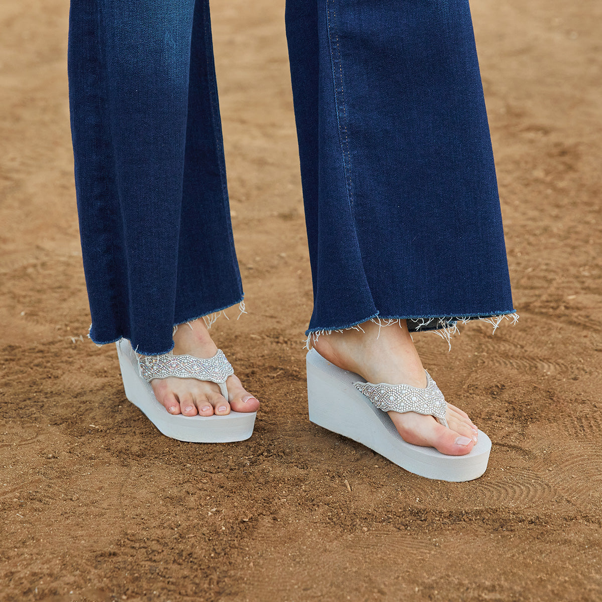 Yellow Box Footwear Top Pick | Winny Wedge Sandal - Tan