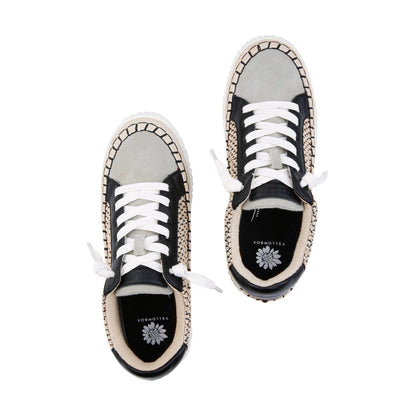 Yellow Box Footwear Exclusive | Moxie Lace-Up Sneaker - Black