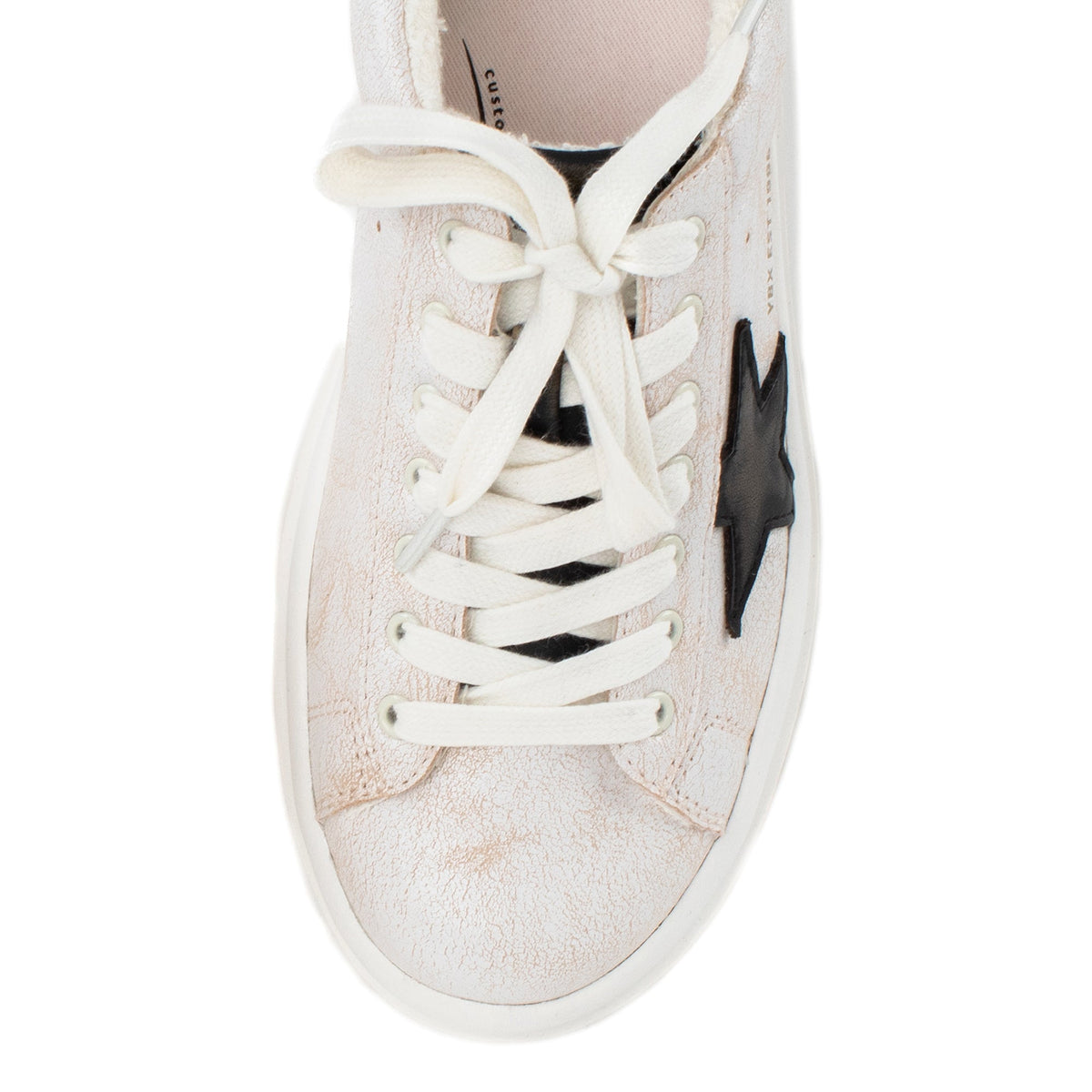 Yellow Box Footwear Trusted | Elonna Flatform Sneaker - Black