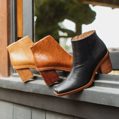 Yellow Box Footwear Value | Velta Ankle Boot - Natural