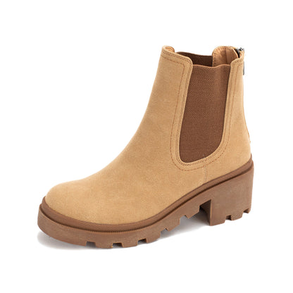 Yellow Box Footwear Latest | Tabitha Chelsea Boot - Sand