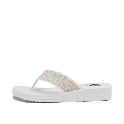 Yellow Box Footwear Signature | Jasty Flip Flop Sandal - White