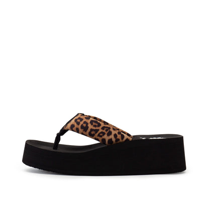 Yellow Box Footwear New | Kaylie Flatform Sandal - Black