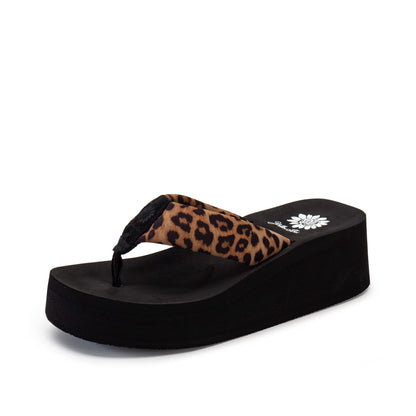 Yellow Box Footwear New | Kaylie Flatform Sandal - Black