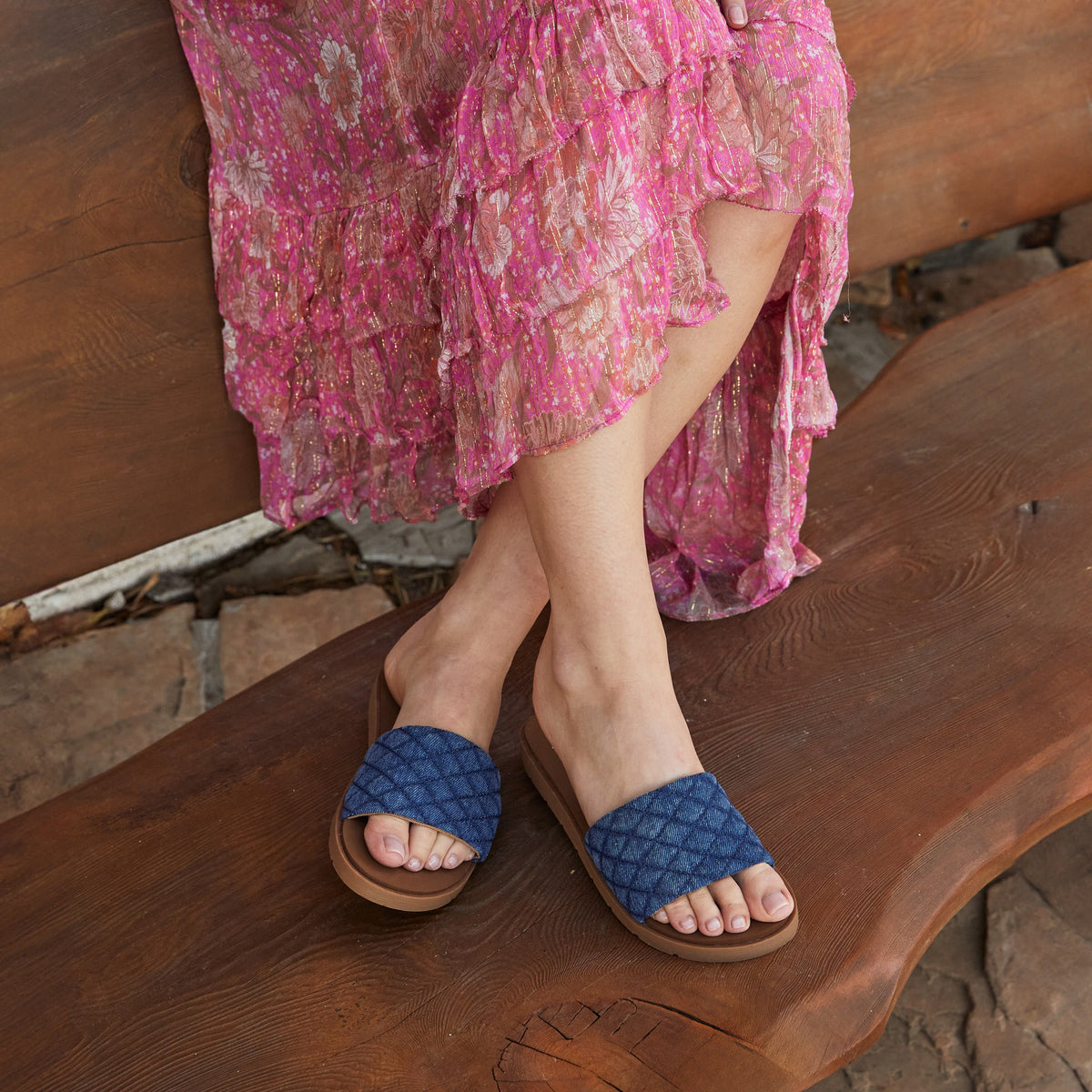 Yellow Box Footwear Top Pick | Fitzy Slide Sandal - Navy